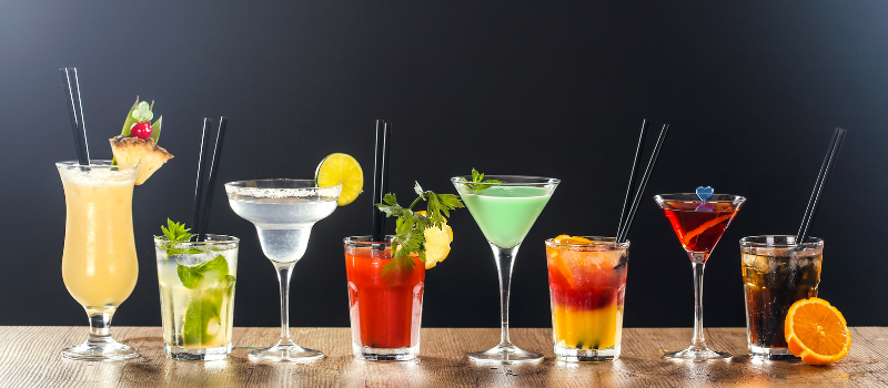 Cócteles Temáticos: Ideas para eventos especiales